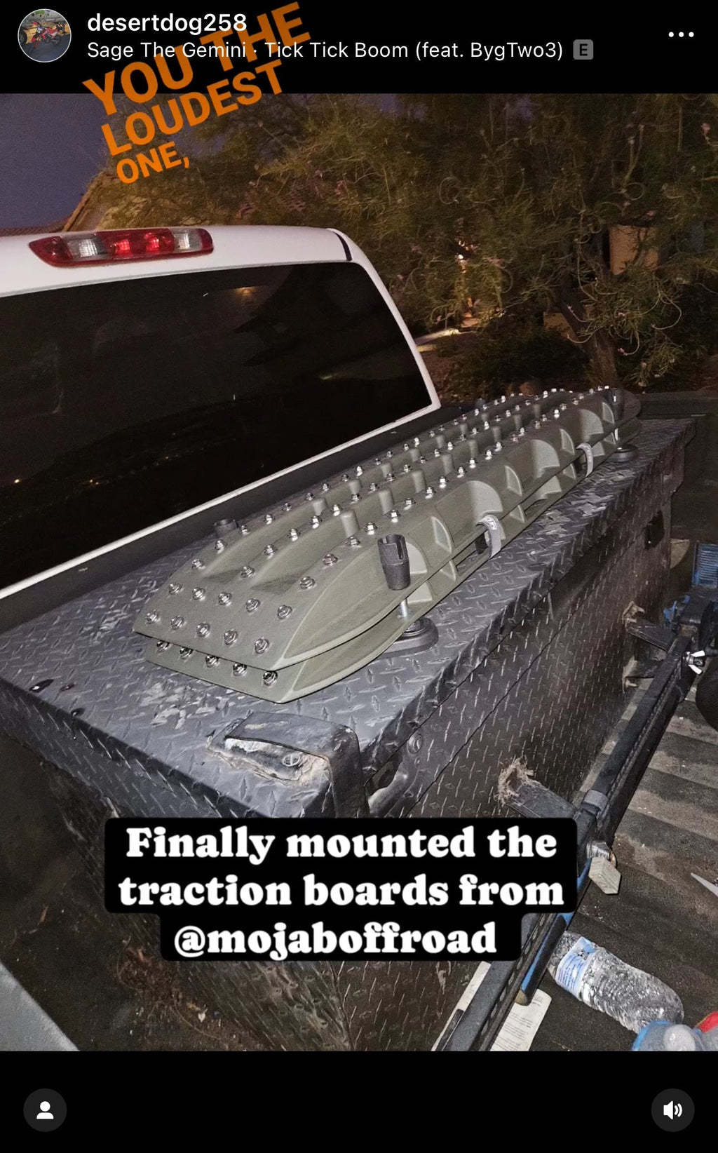 Ultimate Traction Recovery Board mit Stahlstopfen und Aufbewahrungsbeutel