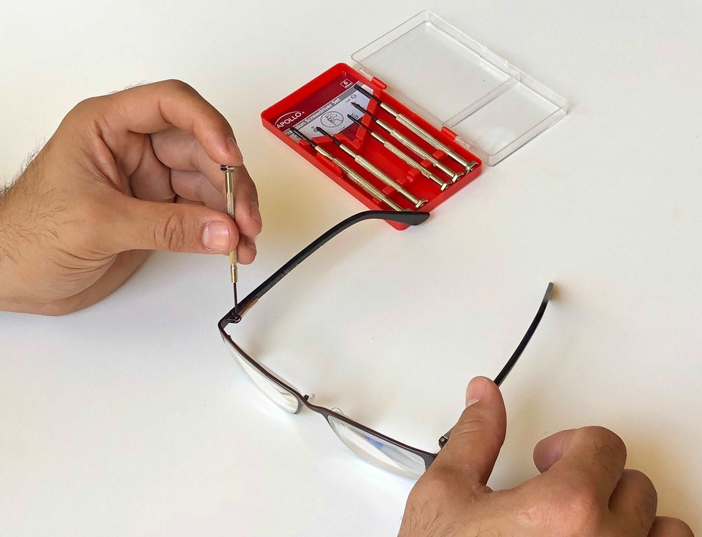 144 Stück Haushalts-Tool-Kit mit 4,8V Kabellos Schraubendreher - DT8422