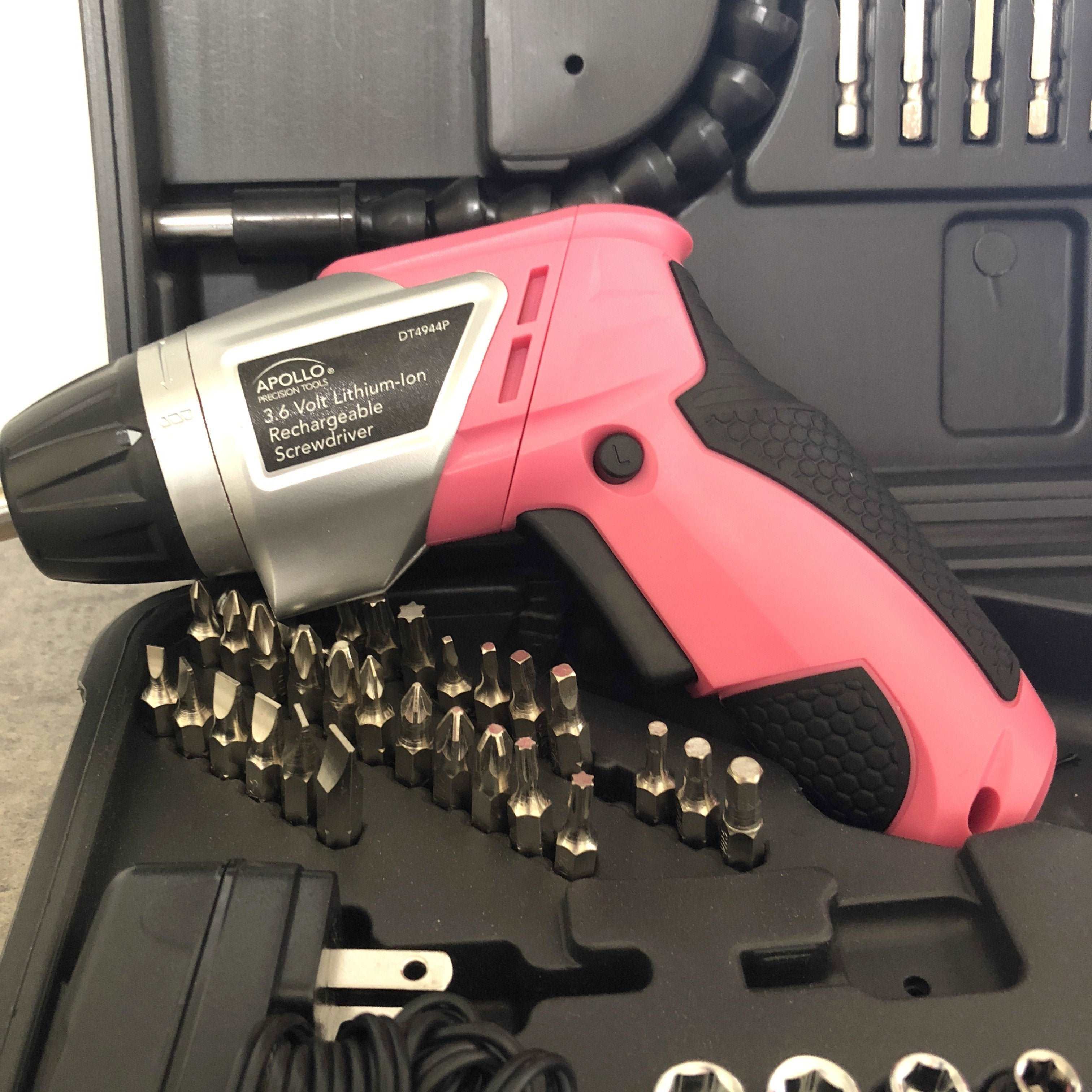 3,6 Volt Lithium-Ionen-Schraubendreher mit 45 Stück Zubehör-Set - Rosa DT4944P
