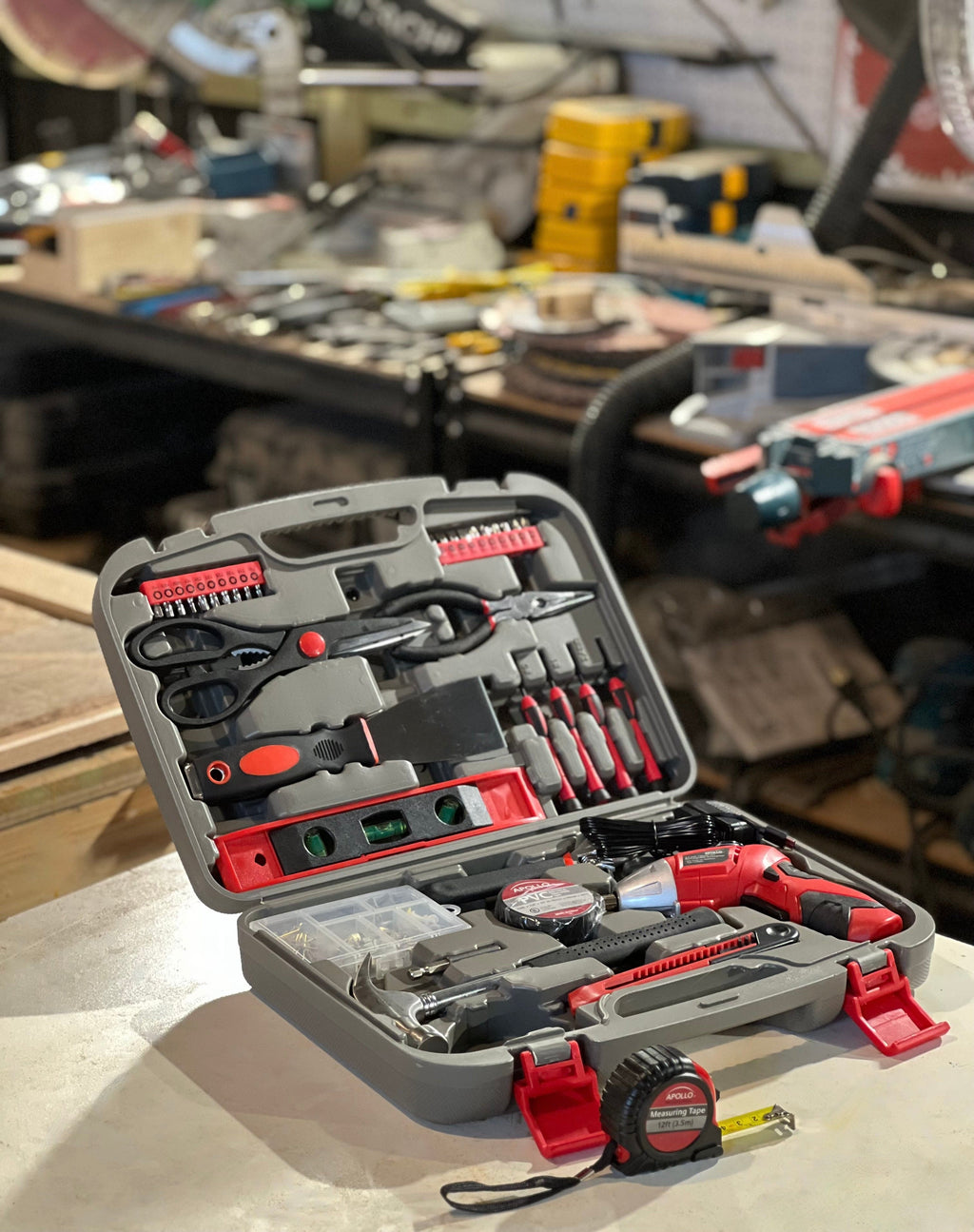 135 Stück Haushaltswerkzeug mit Schwenk-Dual-Winkel 3,6 Volt Lithium-Ionen-Kabellos-Schraubendreher - DT0773