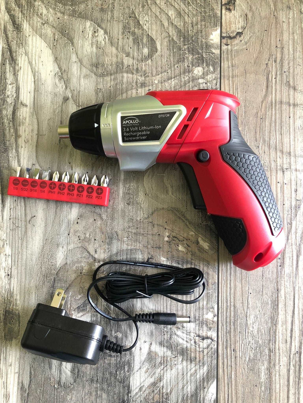 161 Stück Haushaltswerkzeug mit bequemem 3,6 Volt Lithium-Ionen-Schraubendreher - DT0739